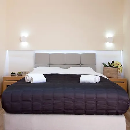 Villa Leste Luxury Homes