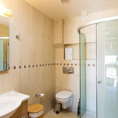 Leste Luxury Homes Villa